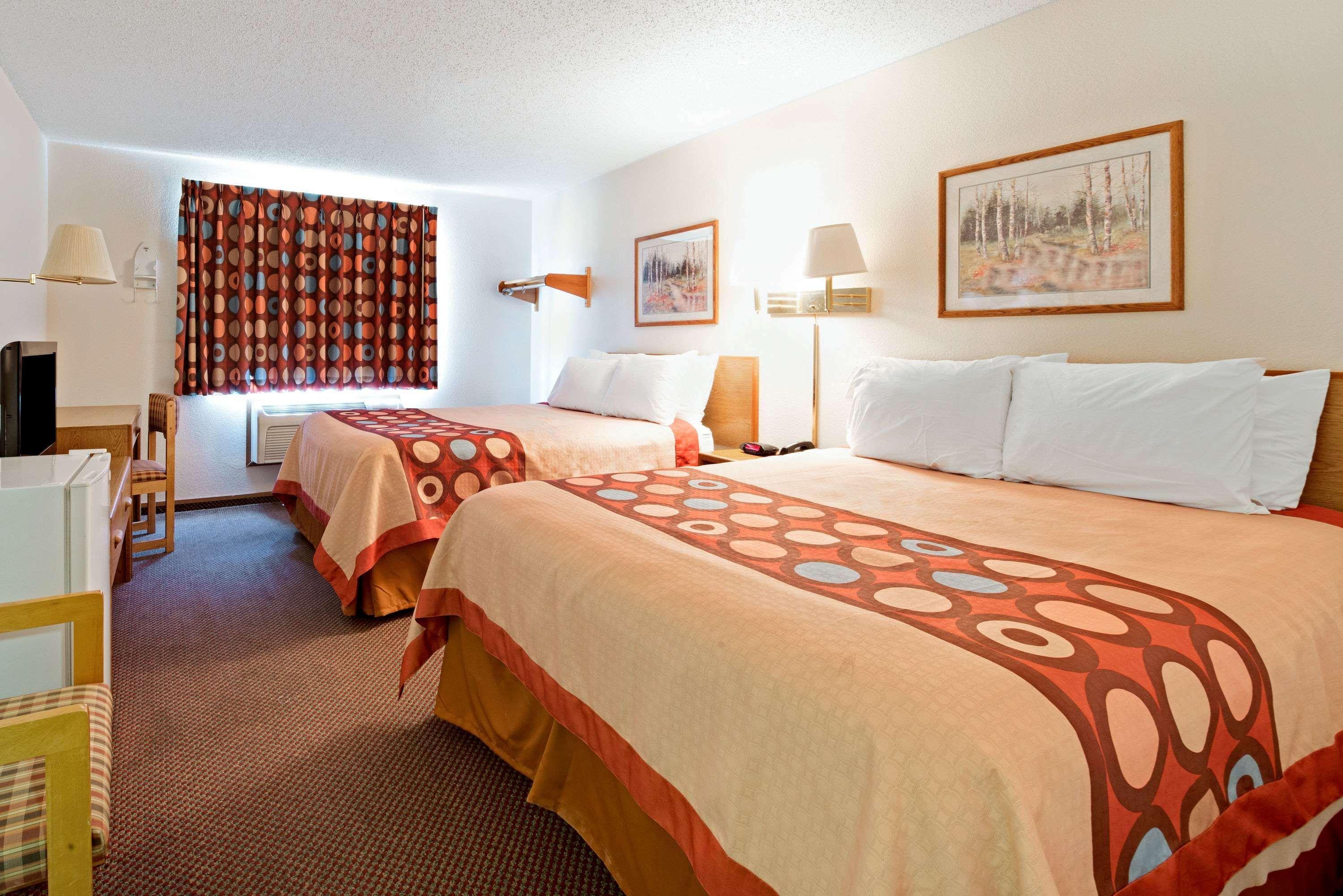 ซูเปอร์ 8 บาย วินด์แฮม พลาโน/ดัลลัส แอเรีย Hotel ภายนอก รูปภาพ