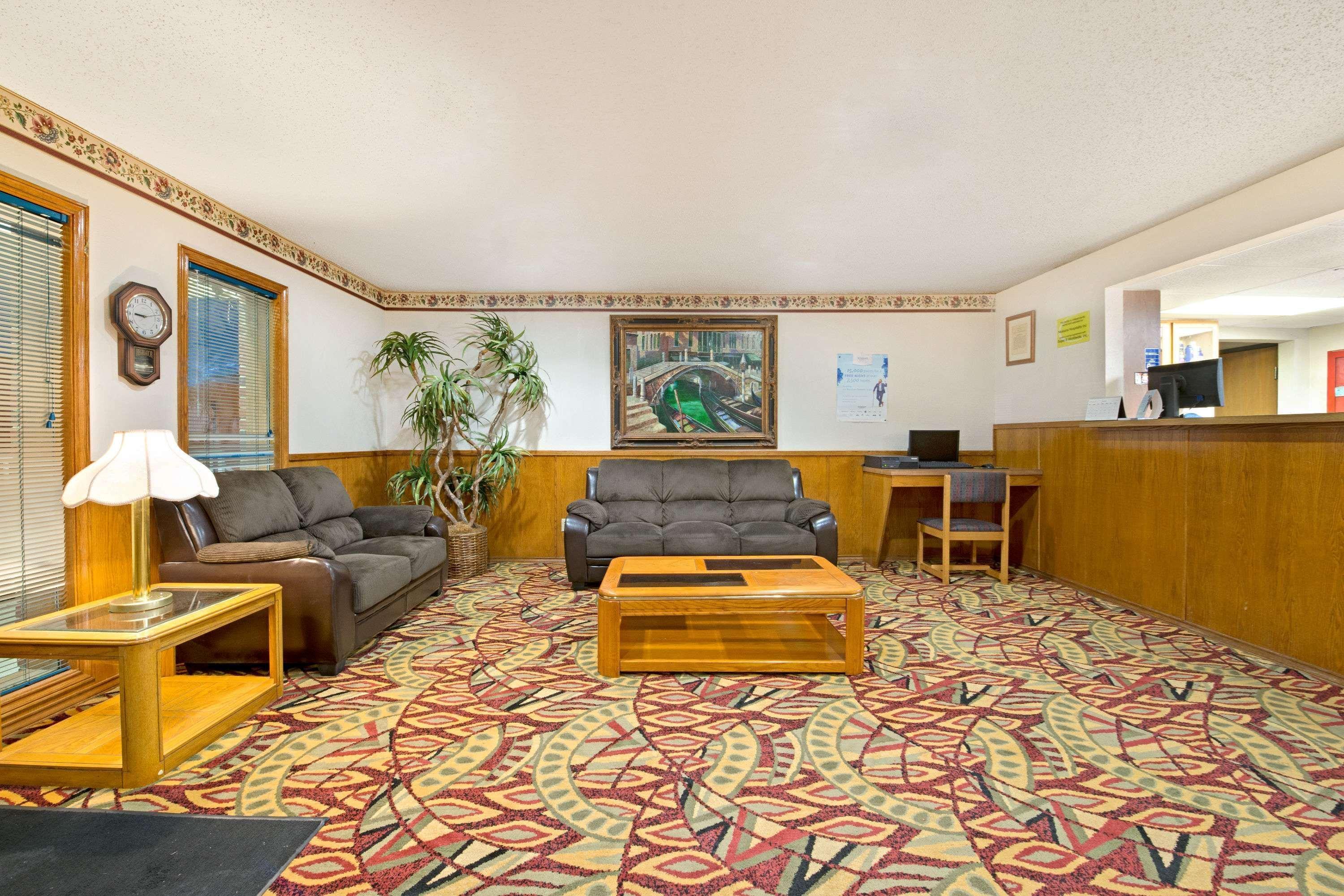ซูเปอร์ 8 บาย วินด์แฮม พลาโน/ดัลลัส แอเรีย Hotel ภายนอก รูปภาพ